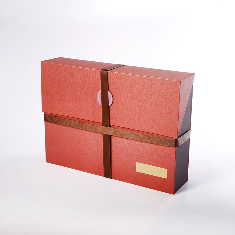 Пользовательская элегантная роскошная квадратная красная магнитная бумага двойной слой открытый подарок упаковки с лентой